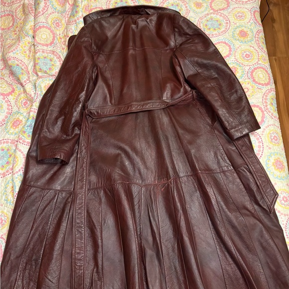 Vintage Leather Jacket - Picture 7 of 12